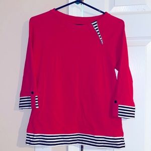 Pink Long sleeve shirt very cute and casual. Size 0 but fits like a S/M.